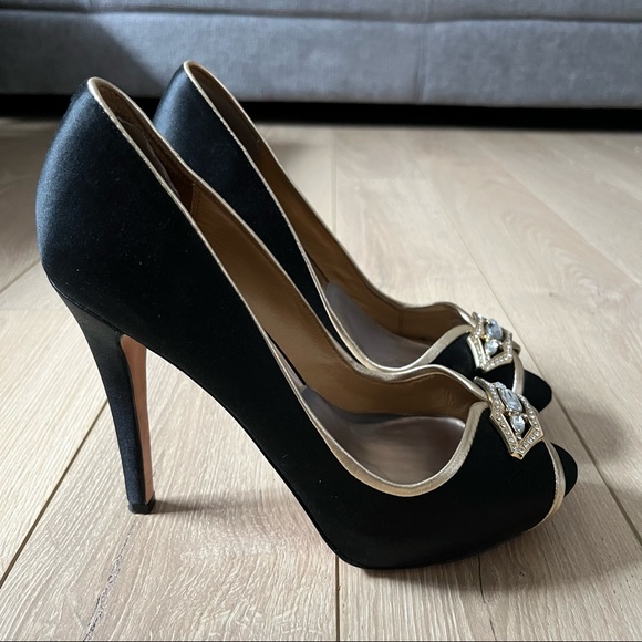 Party heels - Picture 2 of 3